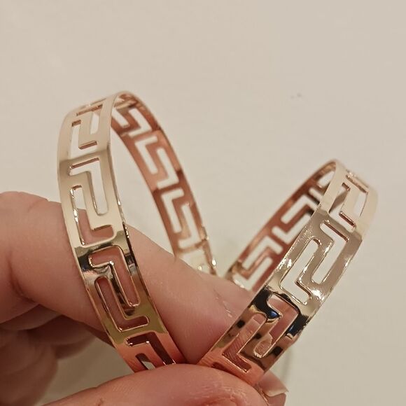 Rose Gold Hoop Earrings - Picture 4 of 4